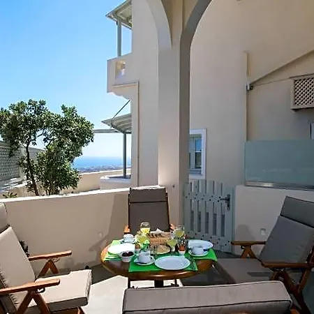 Erato Hotel
